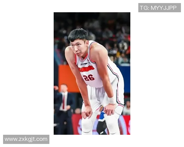 周琦的篮球之路：从青涩少年到国际赛场的闪耀明星