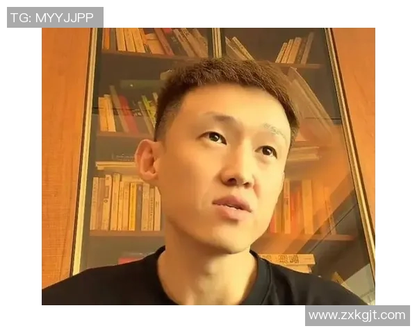 周鹏：从篮球场上的传奇到生活中的榜样，见证奋斗与坚持的力量