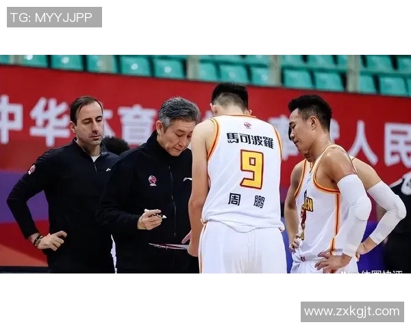 周鹏：从篮球场上的拼搏者到生活中的坚韧榜样，探寻他的成长与奋斗之路