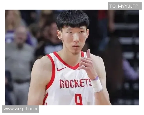 周琦在国际篮球舞台上的崛起与挑战：从青年才俊到国家队核心球员的成长之路